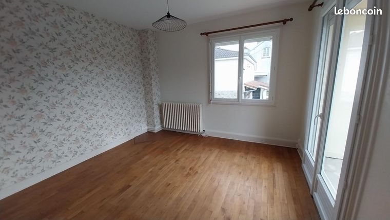 Maison à louer, 52m², Saint-Yrieix-la-Perche