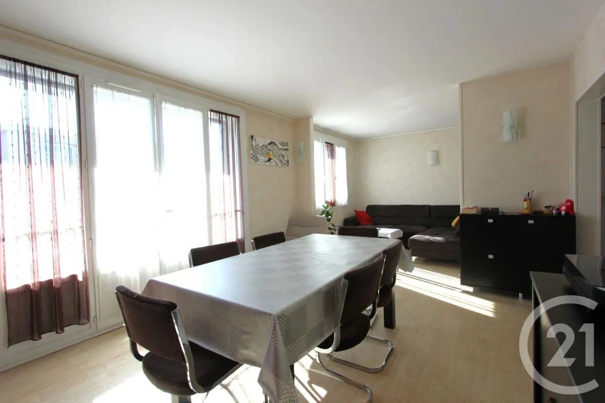 Appartement à vendre, 81m², Janville-sur-Juine