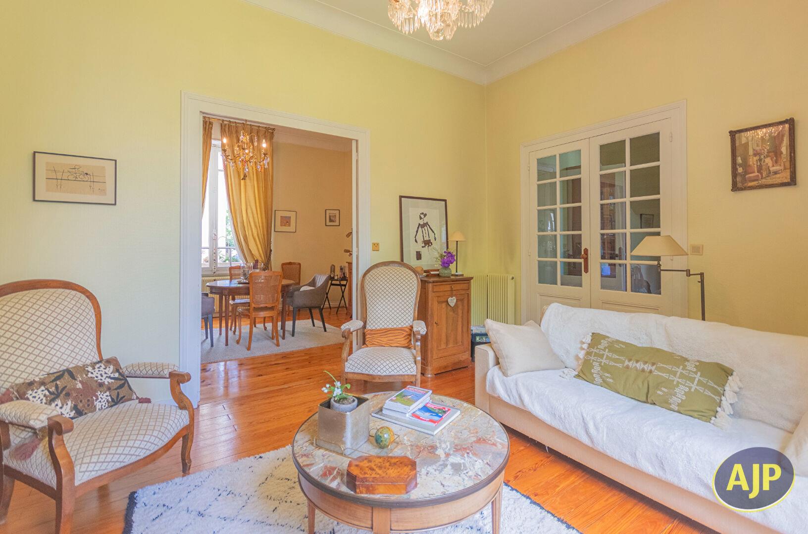 Maison à vendre, 207m², Bordeaux