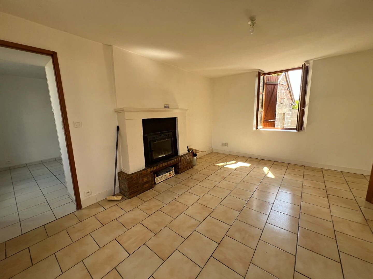 Maison à louer, 111m², Almenêches