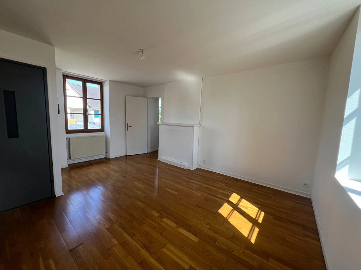 Maison à louer, 111m², Almenêches