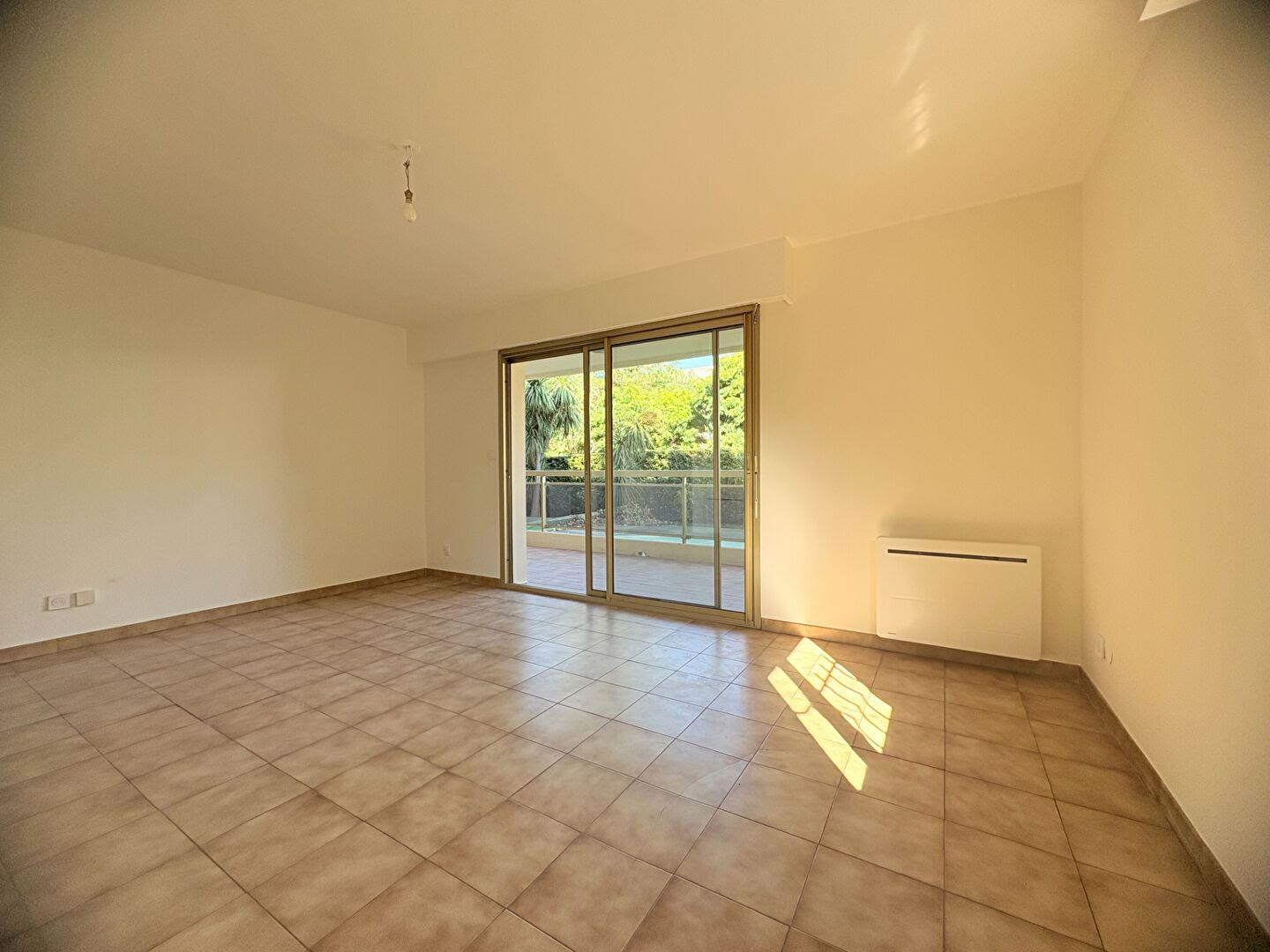 Maison à louer, 55m², Cagnes-sur-Mer