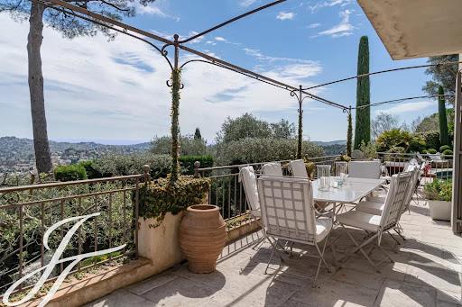 Maison à louer, 215m², La Colle-sur-Loup