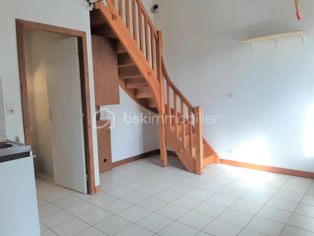 Appartement à louer, 46m², La Rixouse