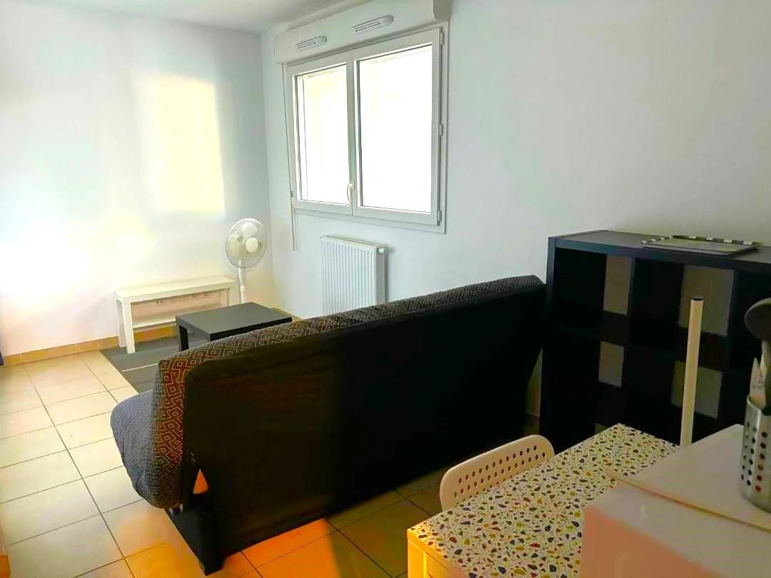Appartement à louer, 19m², Marseille 13ème