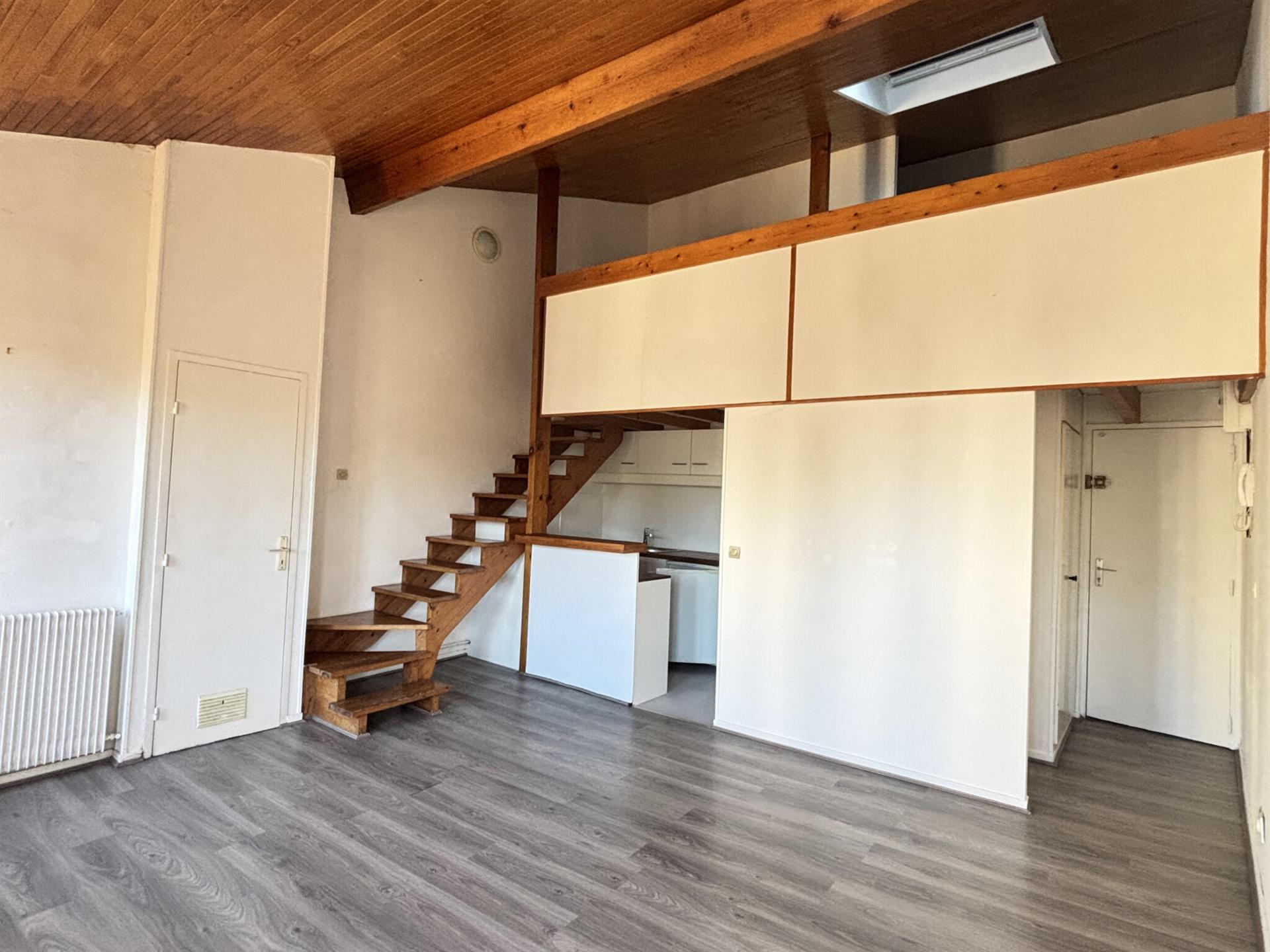 Appartement à louer, 44m², Bordeaux