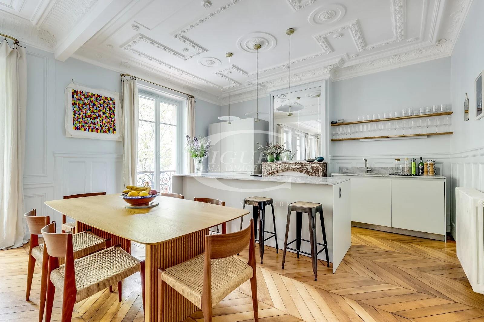 Appartement à louer, 134m², Paris 8ème