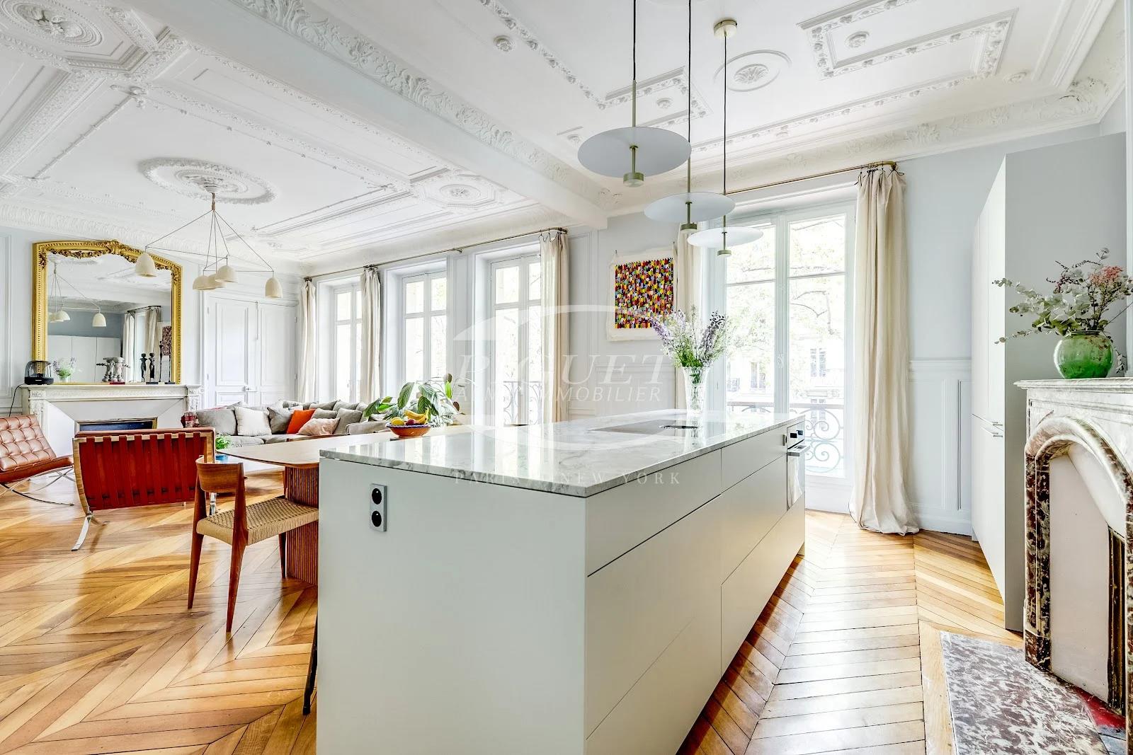 Appartement à louer, 134m², Paris 8ème