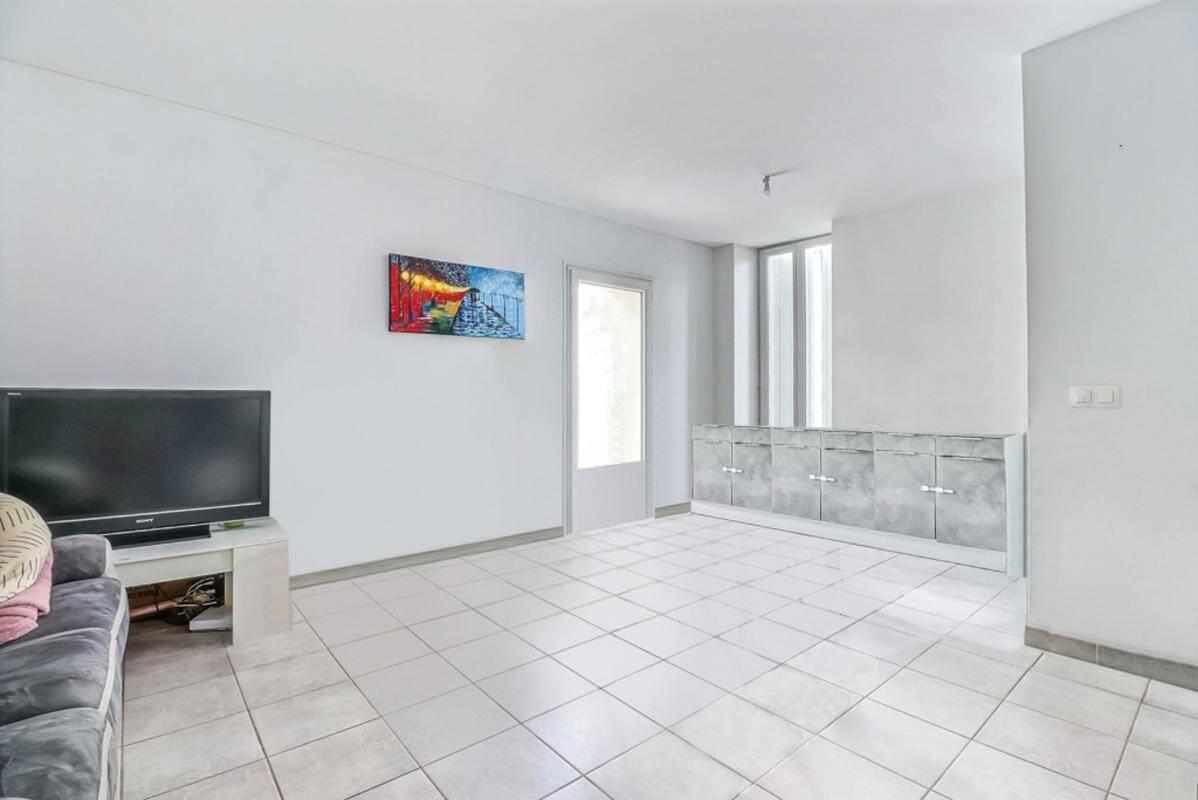 Appartement à louer, 64m², Manduel