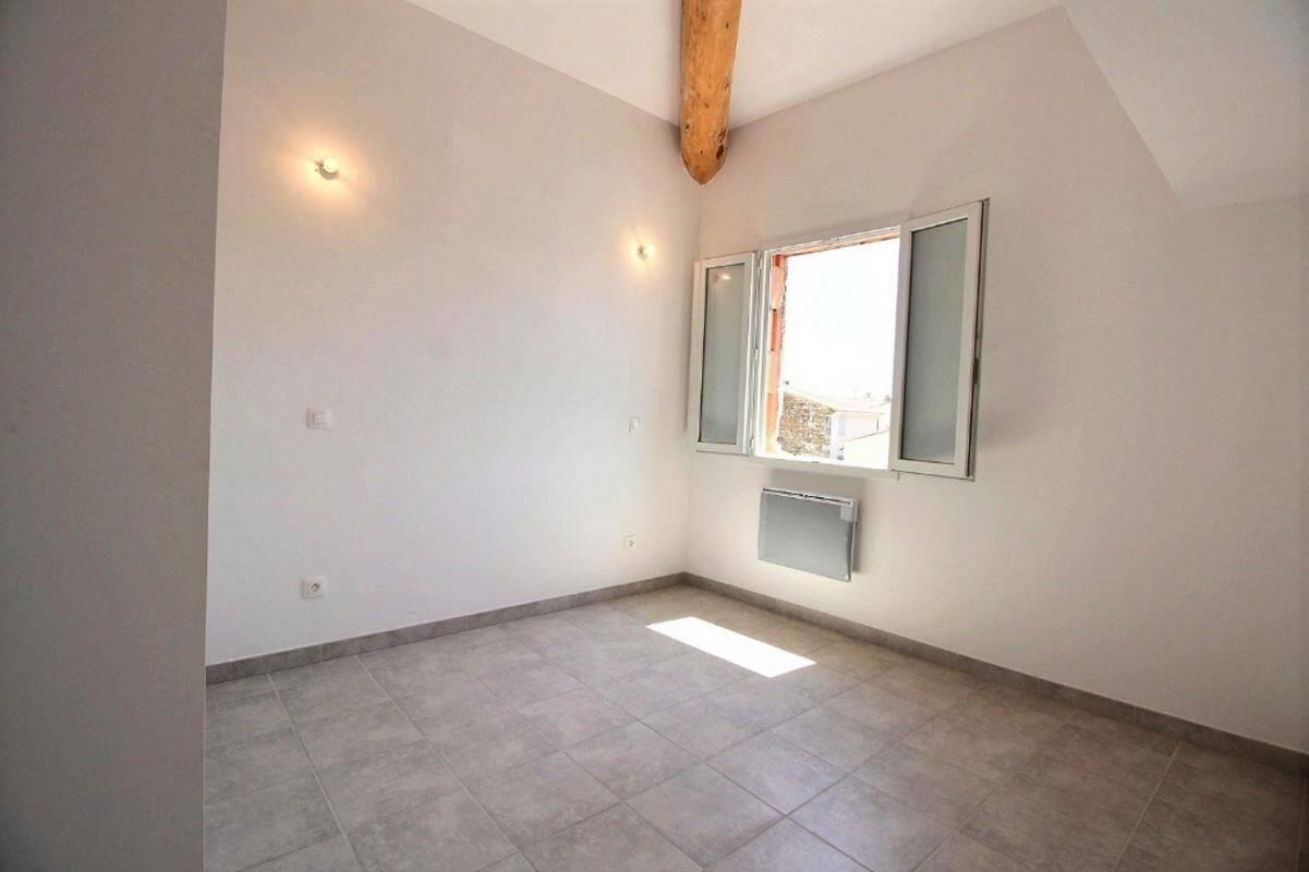 Appartement à louer, 64m², Manduel