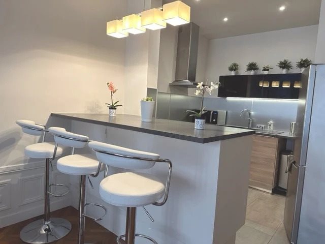 Appartement à louer, 65m², Paris 16ème