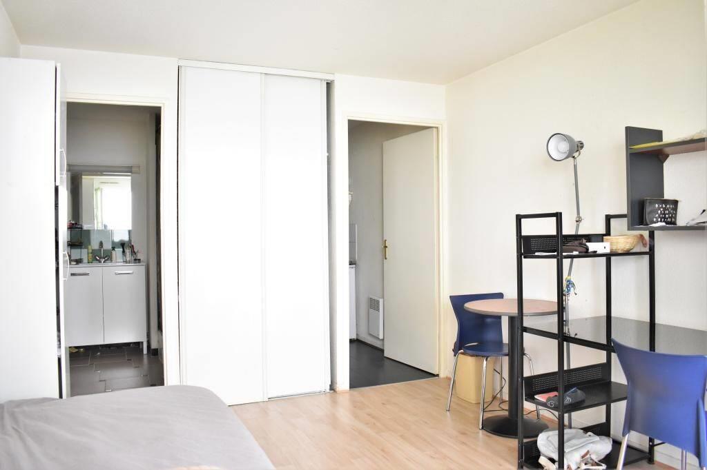 Appartement à louer, 19m², Paris 10ème