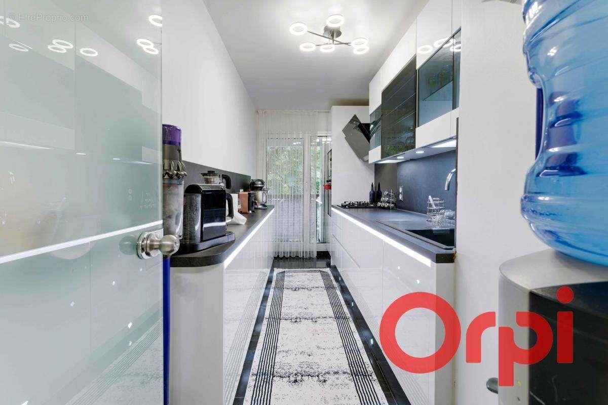 Appartement à vendre, 70m², Paris 19ème