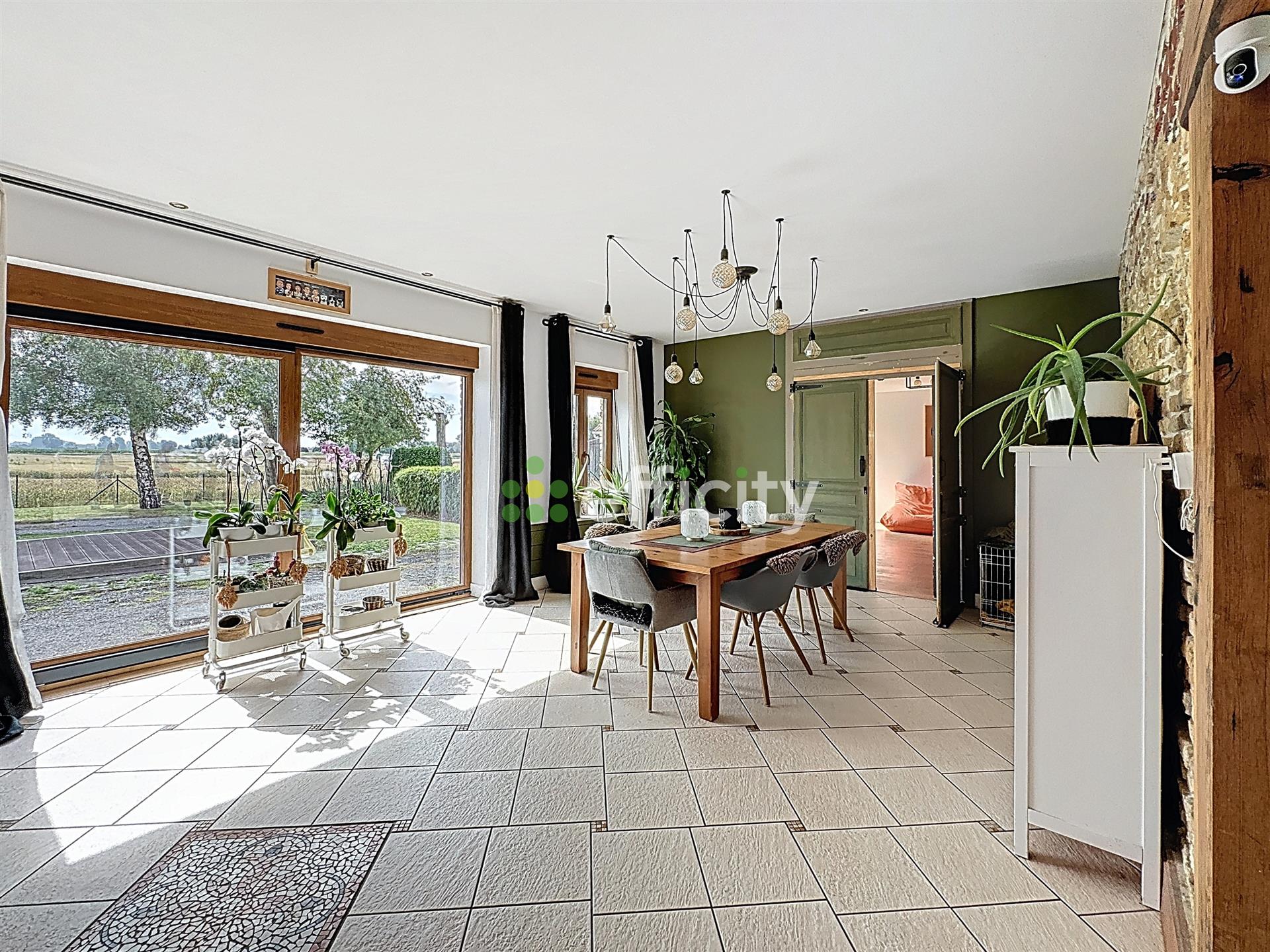 Appartement à vendre, 438m², Brouckerque