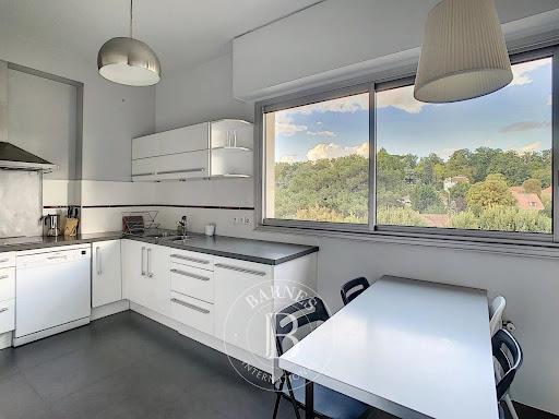 Maison à louer, 167m², Sèvres