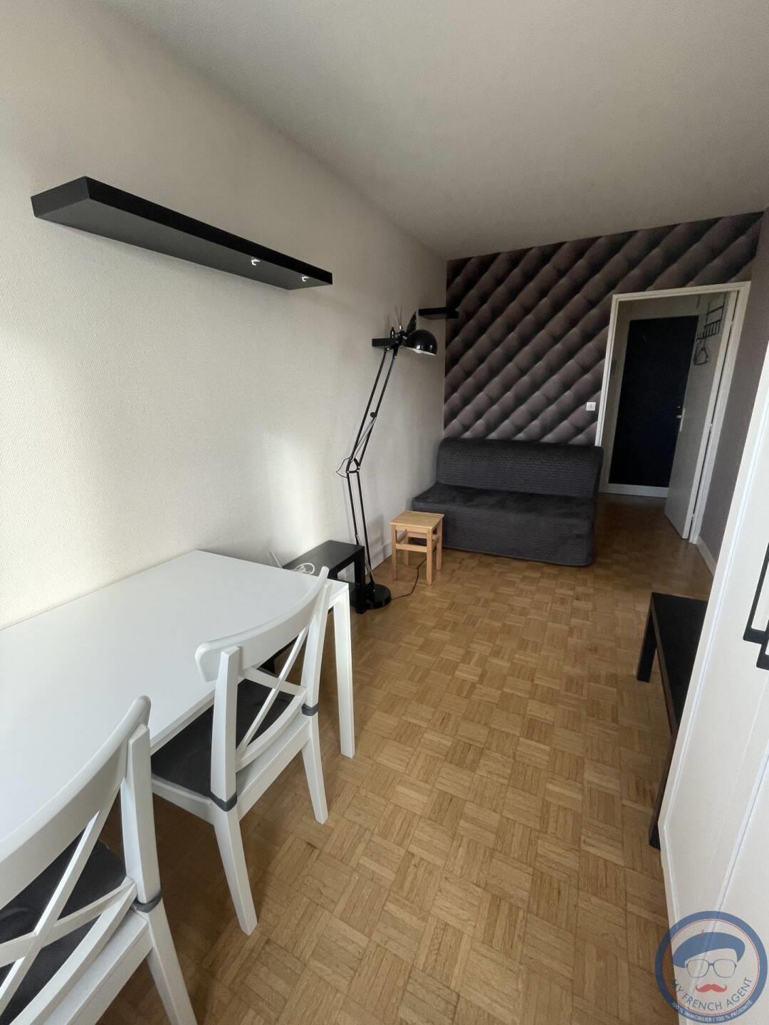Appartement à louer, 29m², Tours
