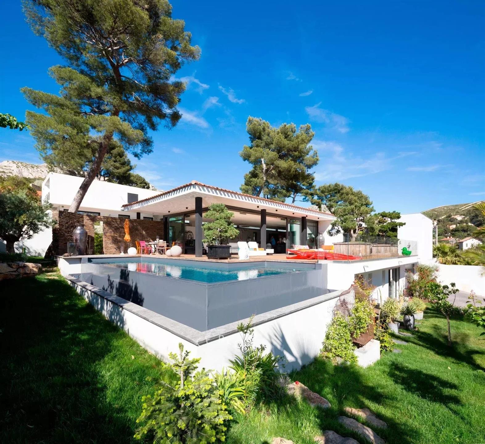 Maison à vendre, 350m², Marseille 9ème