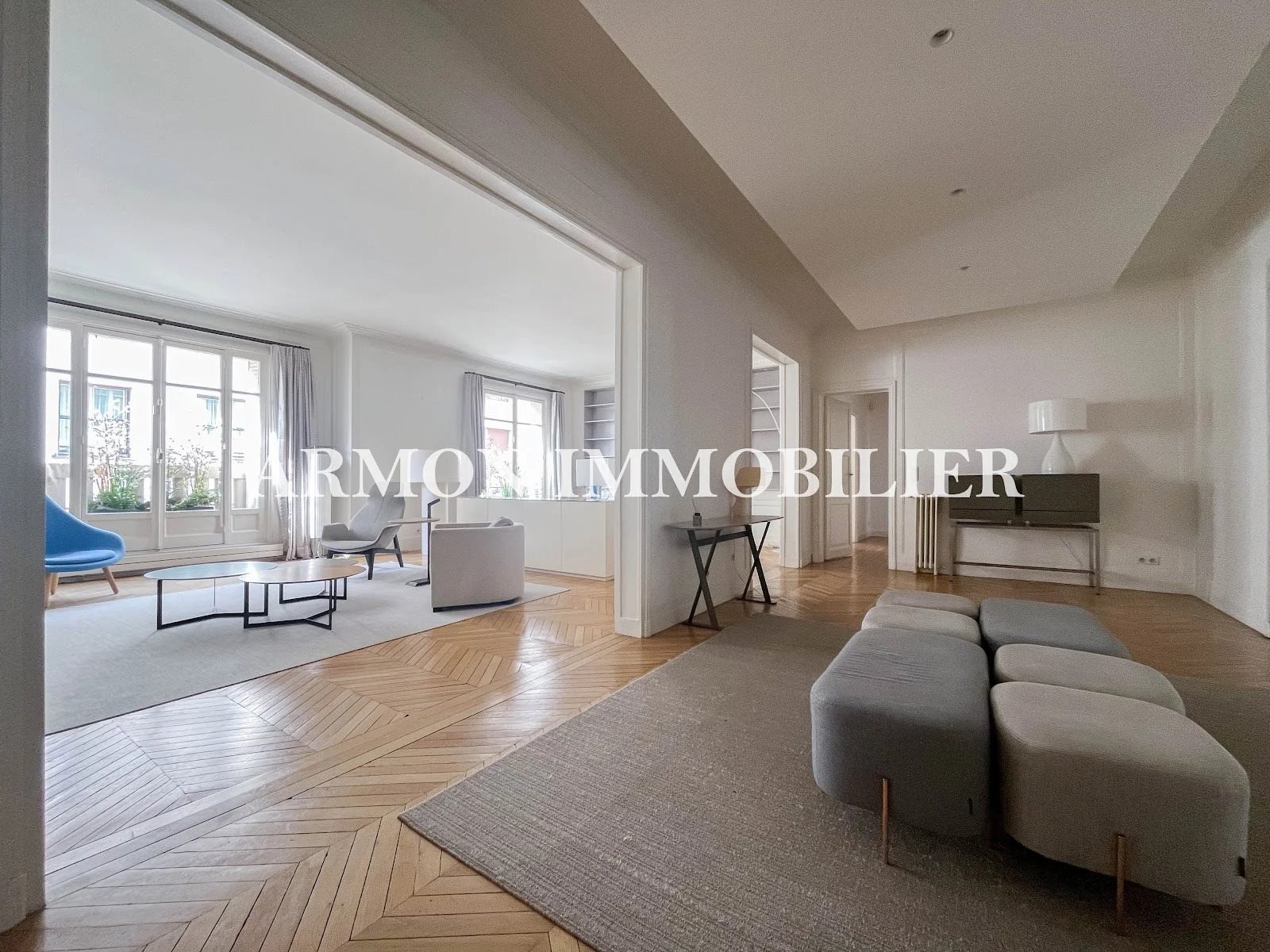 Appartement à louer, 250m², Paris 16ème