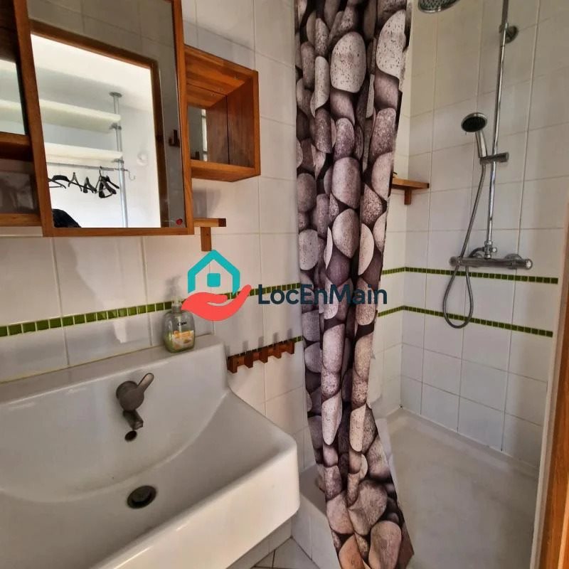 Appartement à louer, 38m², Paris 18ème