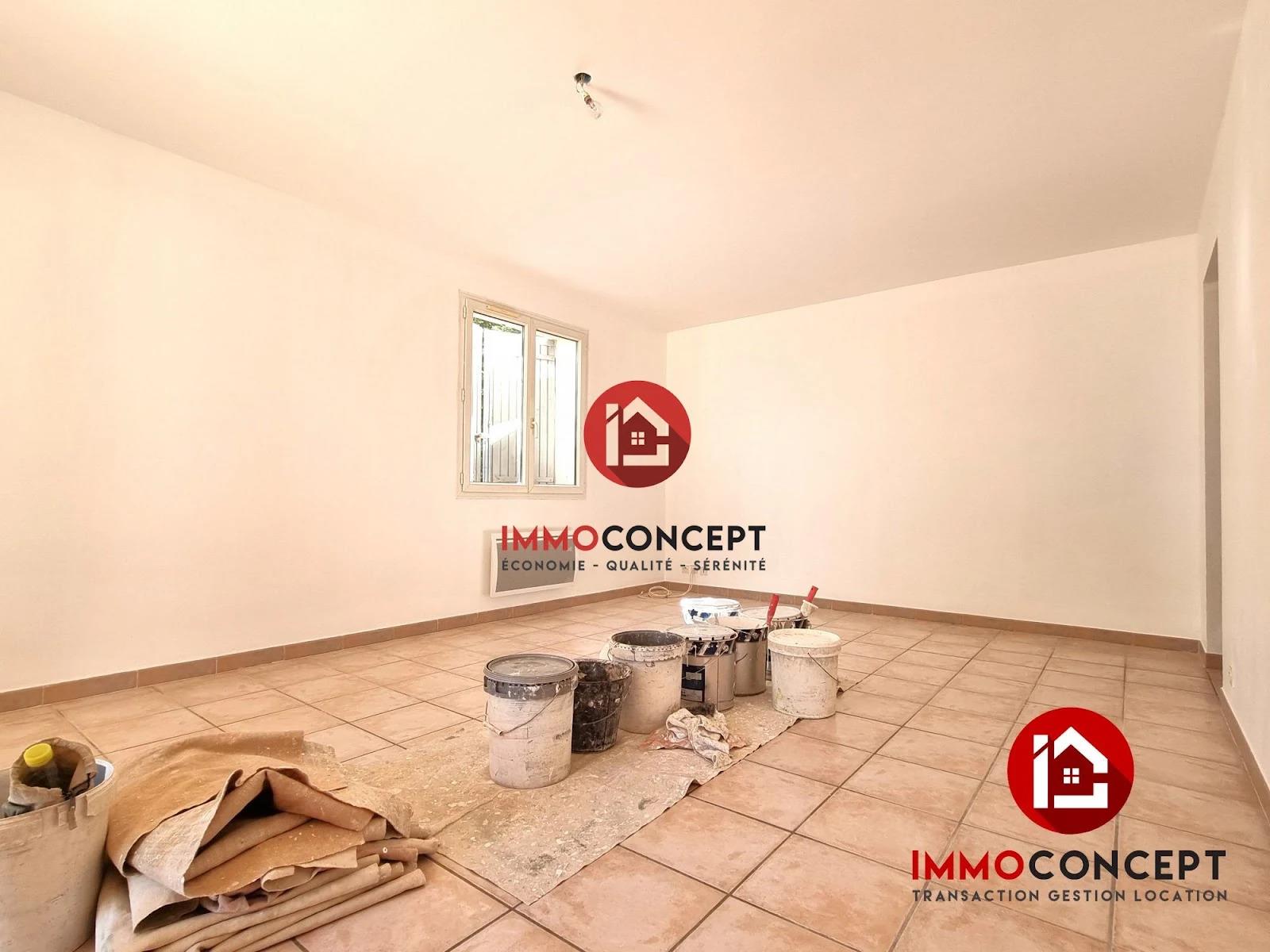 Maison à louer, 82m², Laudun-l'Ardoise