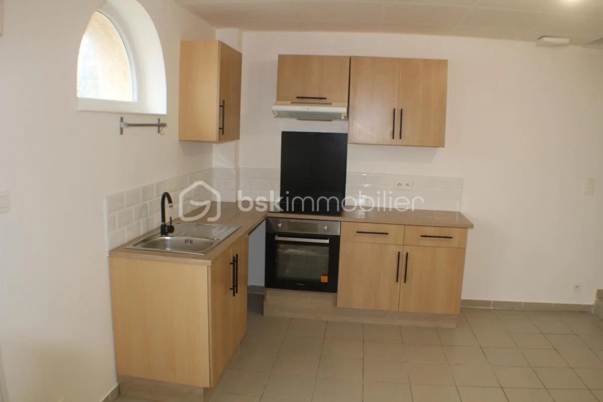 Maison à louer, 94m², Lihons