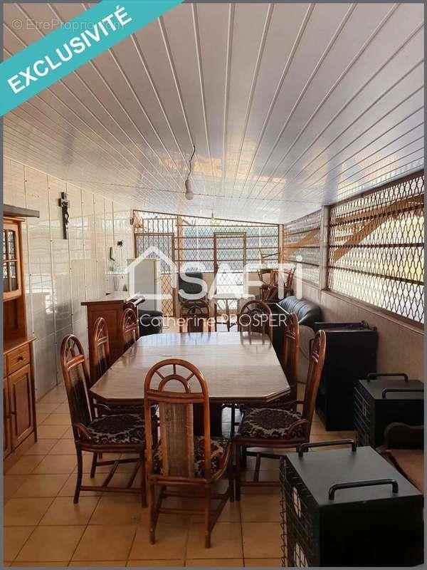 Appartement à vendre, 324m², Kourou