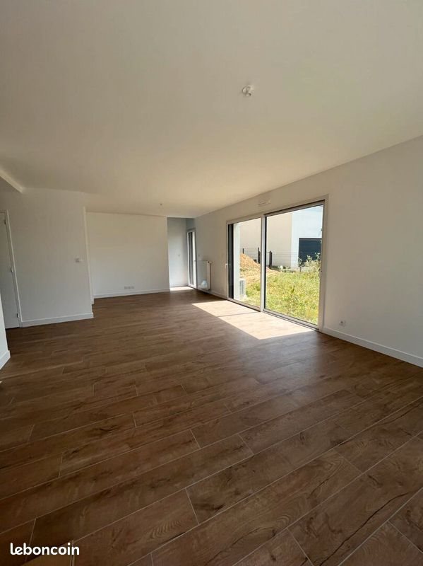 Maison à louer, 118m², Melesse