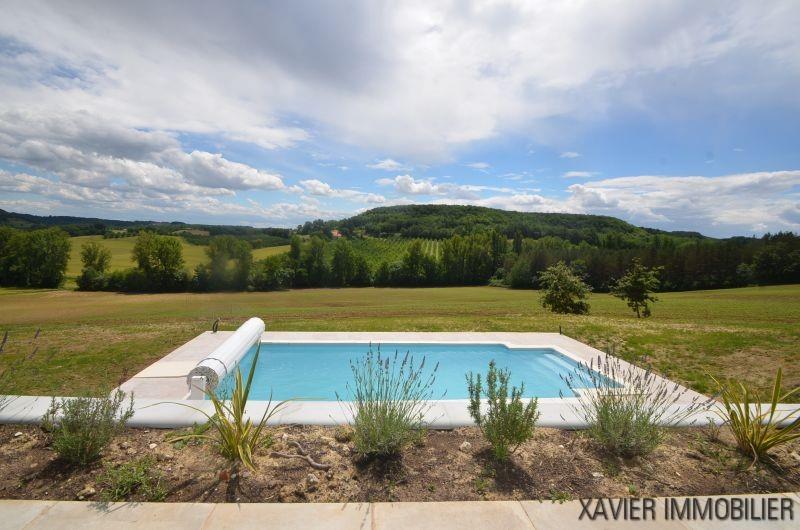 Très belle restauration pour cette grange en pierre, piscine, située sur un terrain d’env. 4900M².