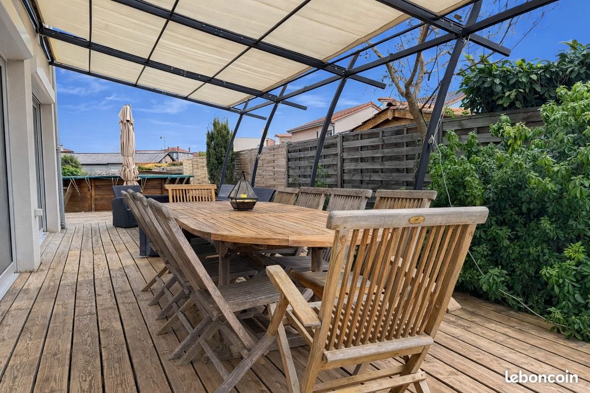 Maison à vendre, 126m², Saint-Beauzire