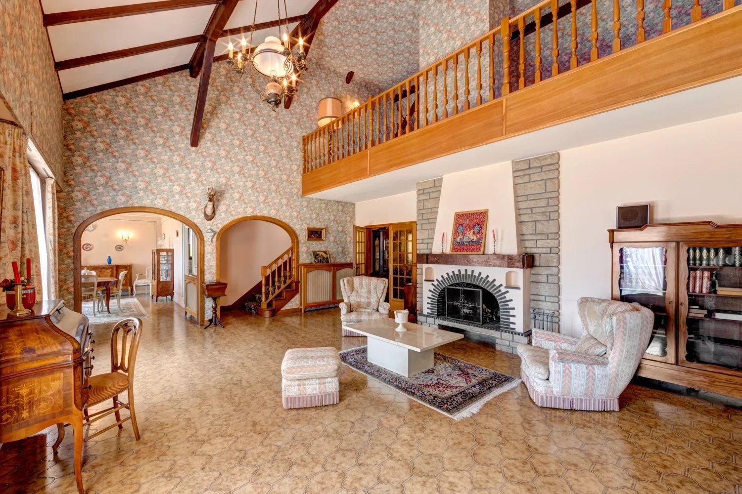 Maison à vendre, 303m², Divonne-les-Bains