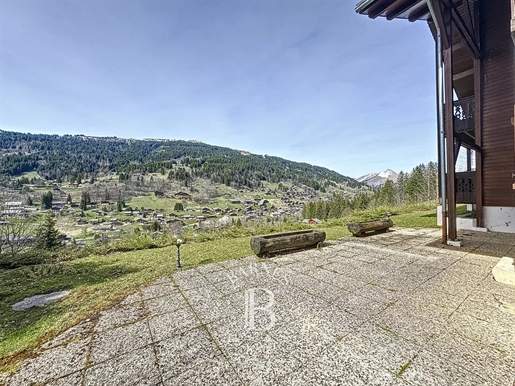 Les Gets - Chalet with panoramic view and West exposure - 6 bedrooms - 1122 m² of land