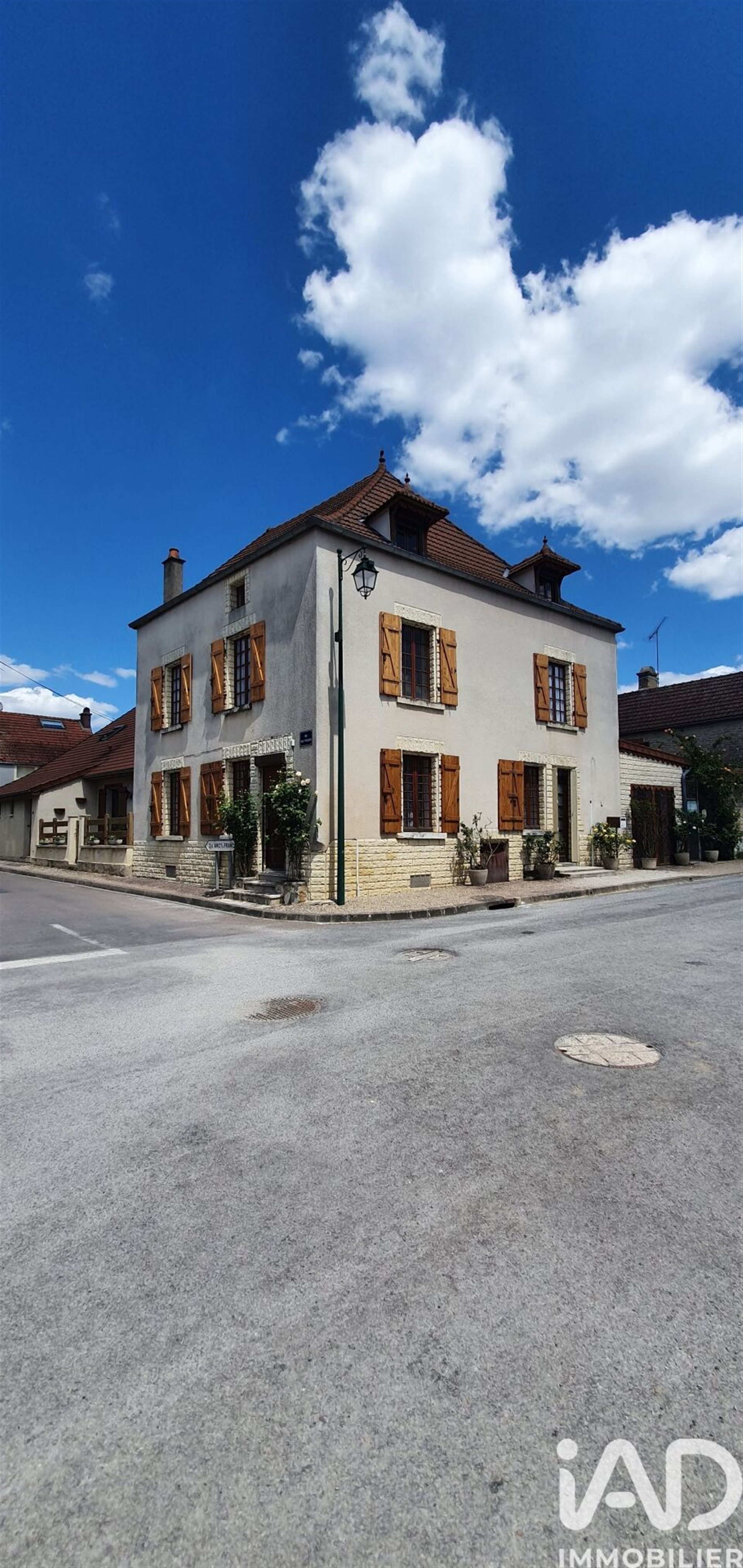 Maison à vendre, 183m², Chassignelles