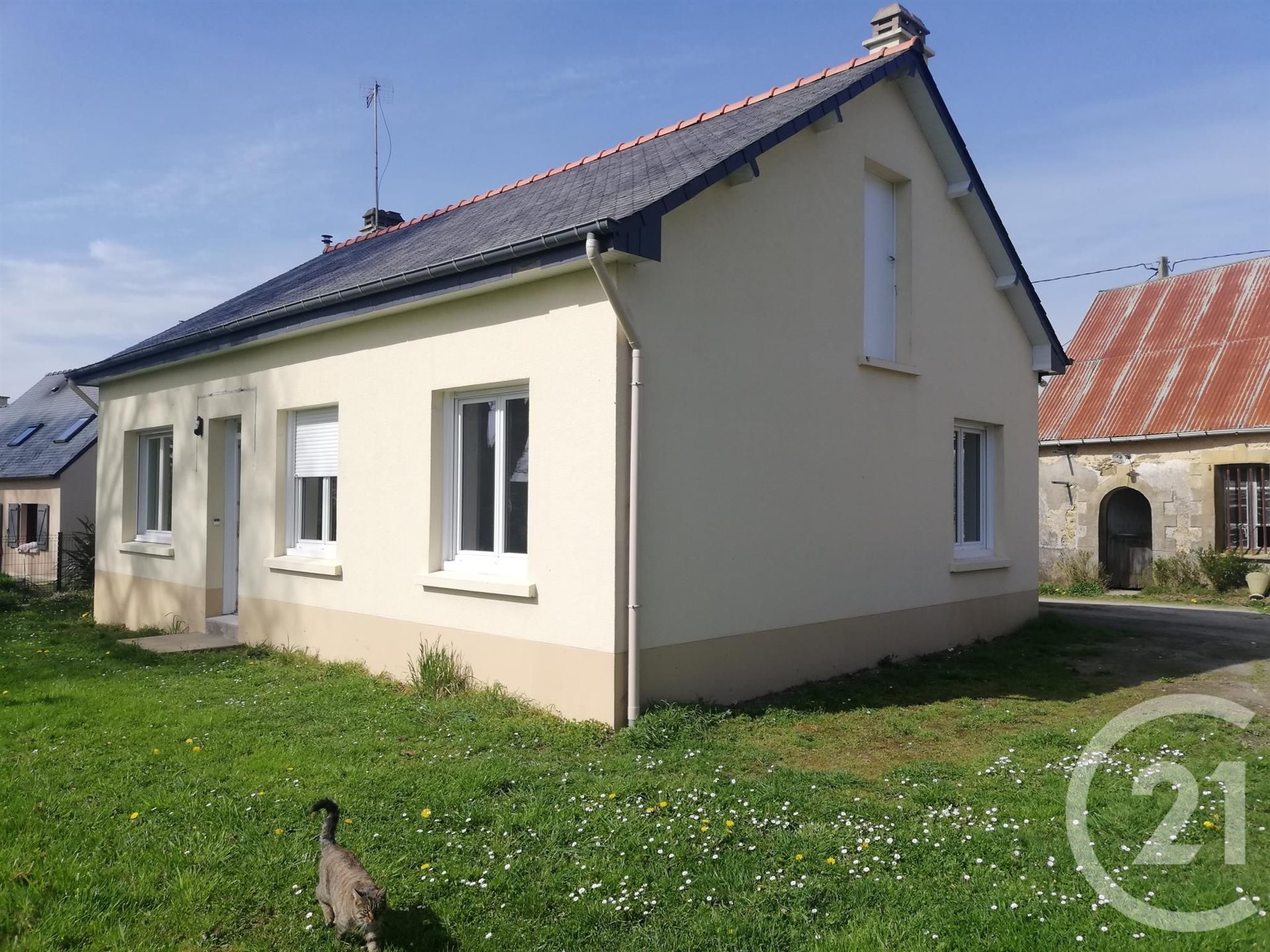 Maison à louer, 68m², Domalain