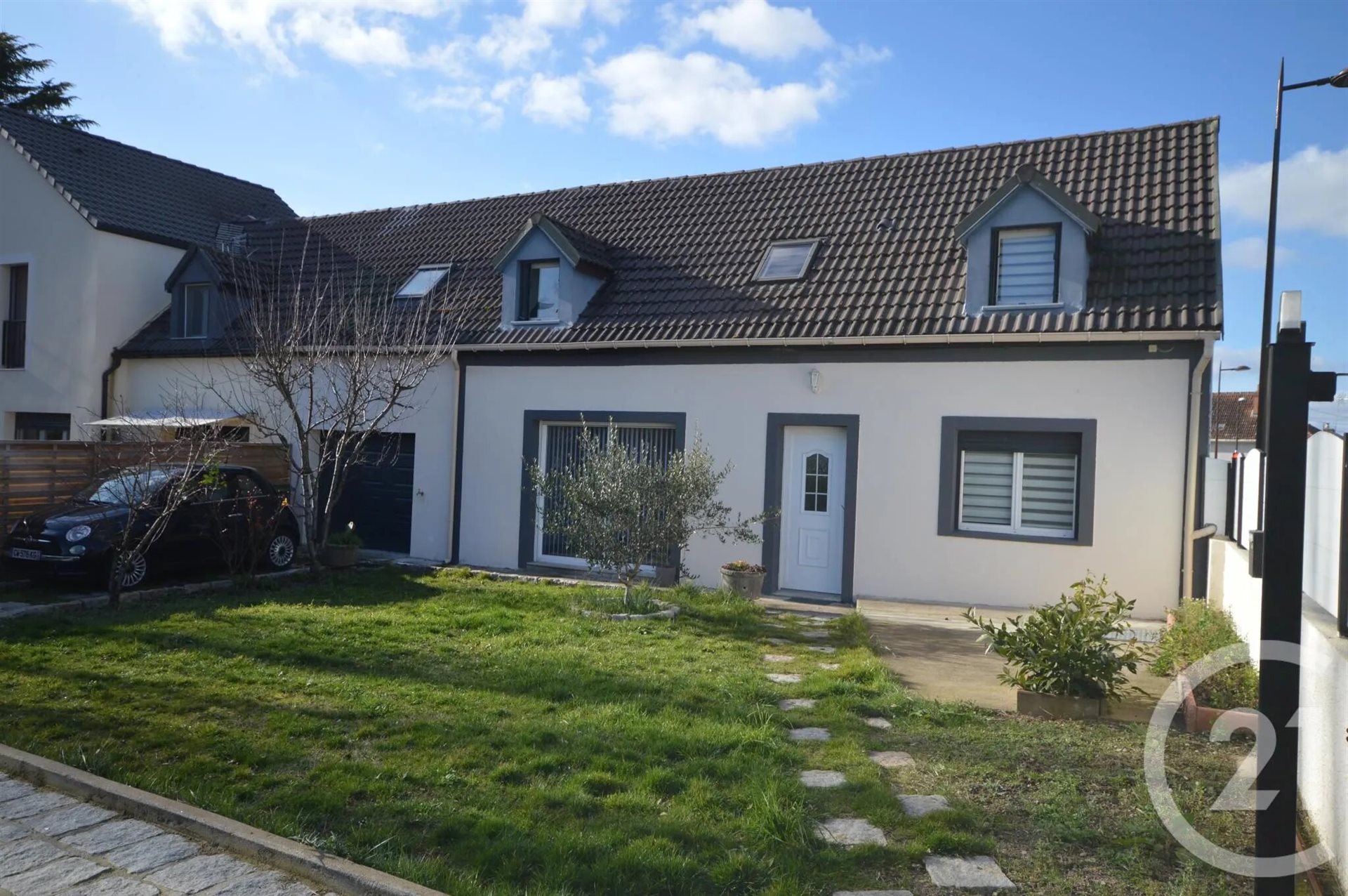 Maison à louer, 97m², Fleury-les-Aubrais
