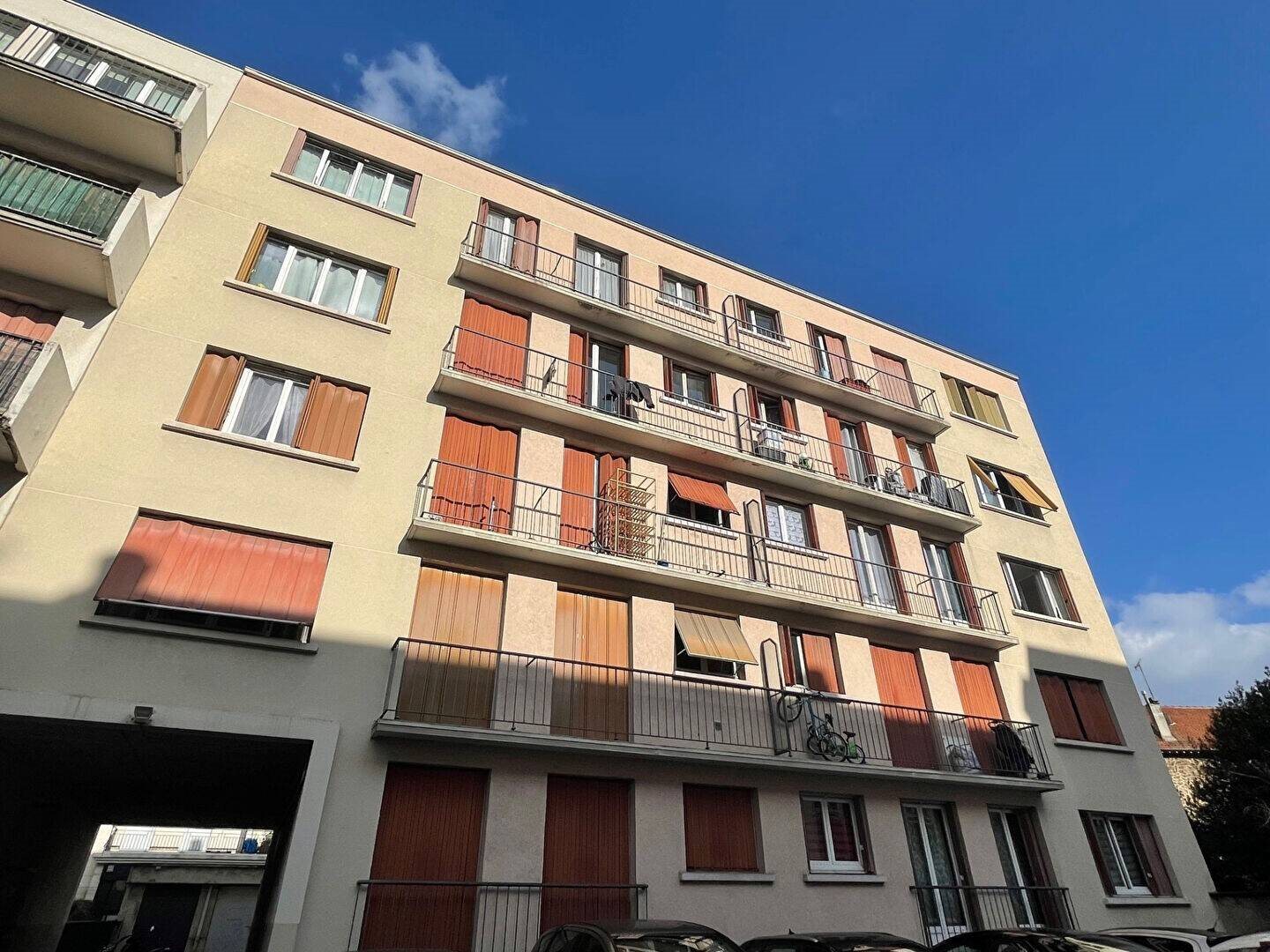 Appartement à louer, 25m², Rosny-sous-Bois