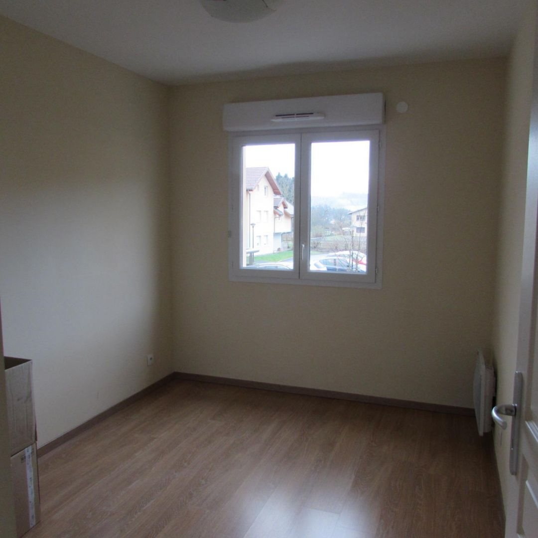 Appartement à louer, 66m², Ville-en-Sallaz