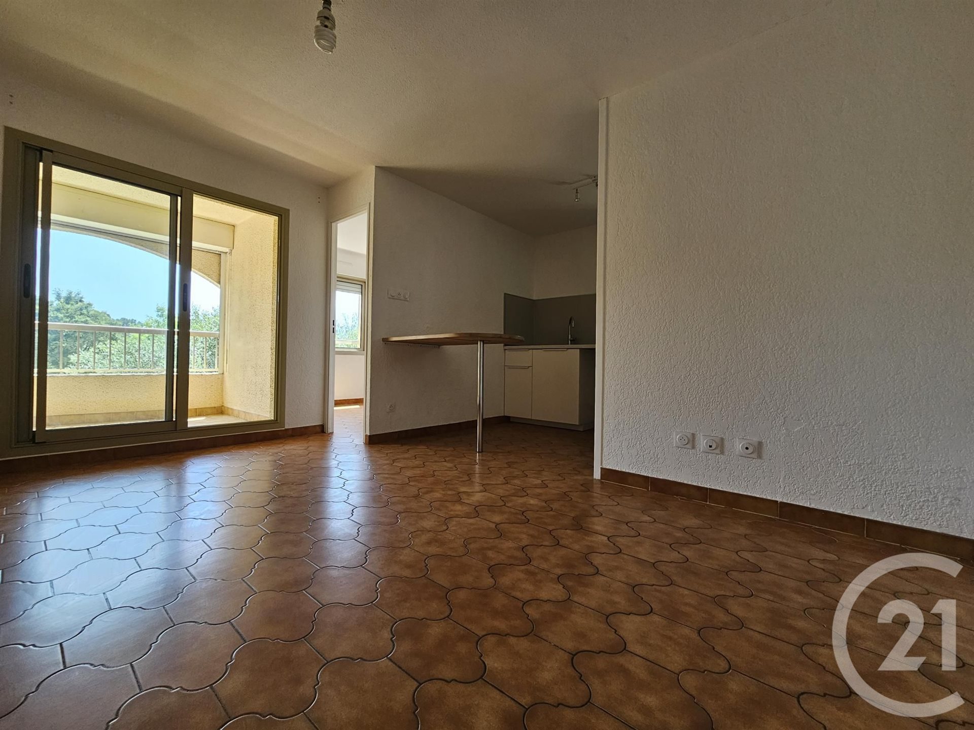 Appartement à louer, 39m², Saint-Mandrier-sur-Mer