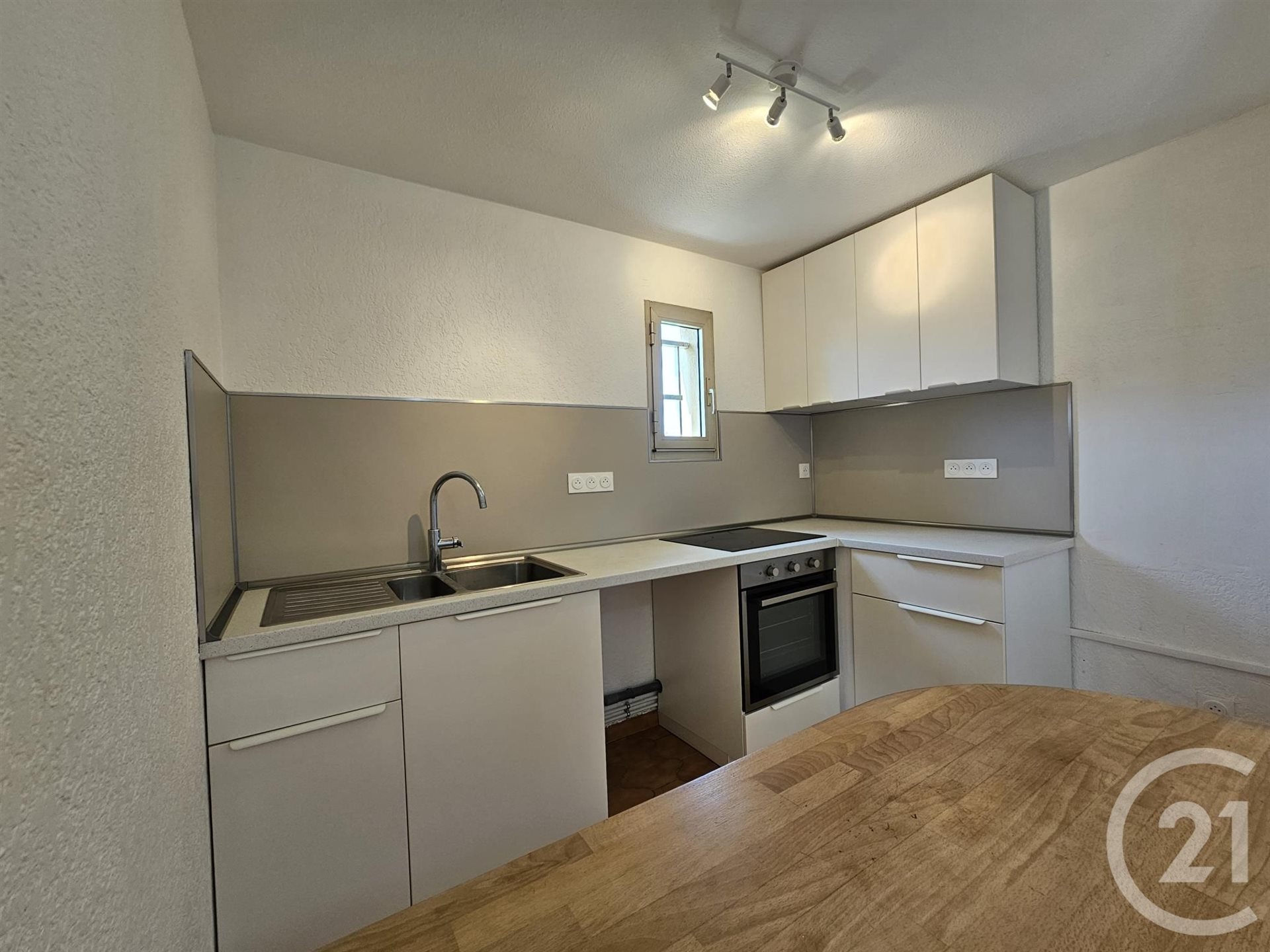 Appartement à louer, 39m², Saint-Mandrier-sur-Mer