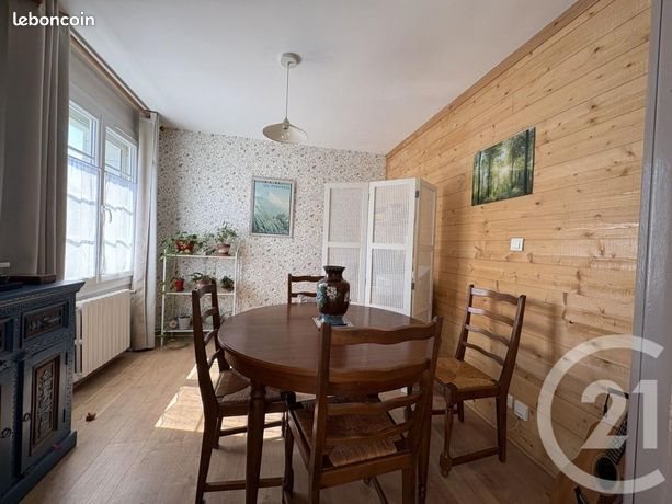 Maison à louer, 82m², Lourdes