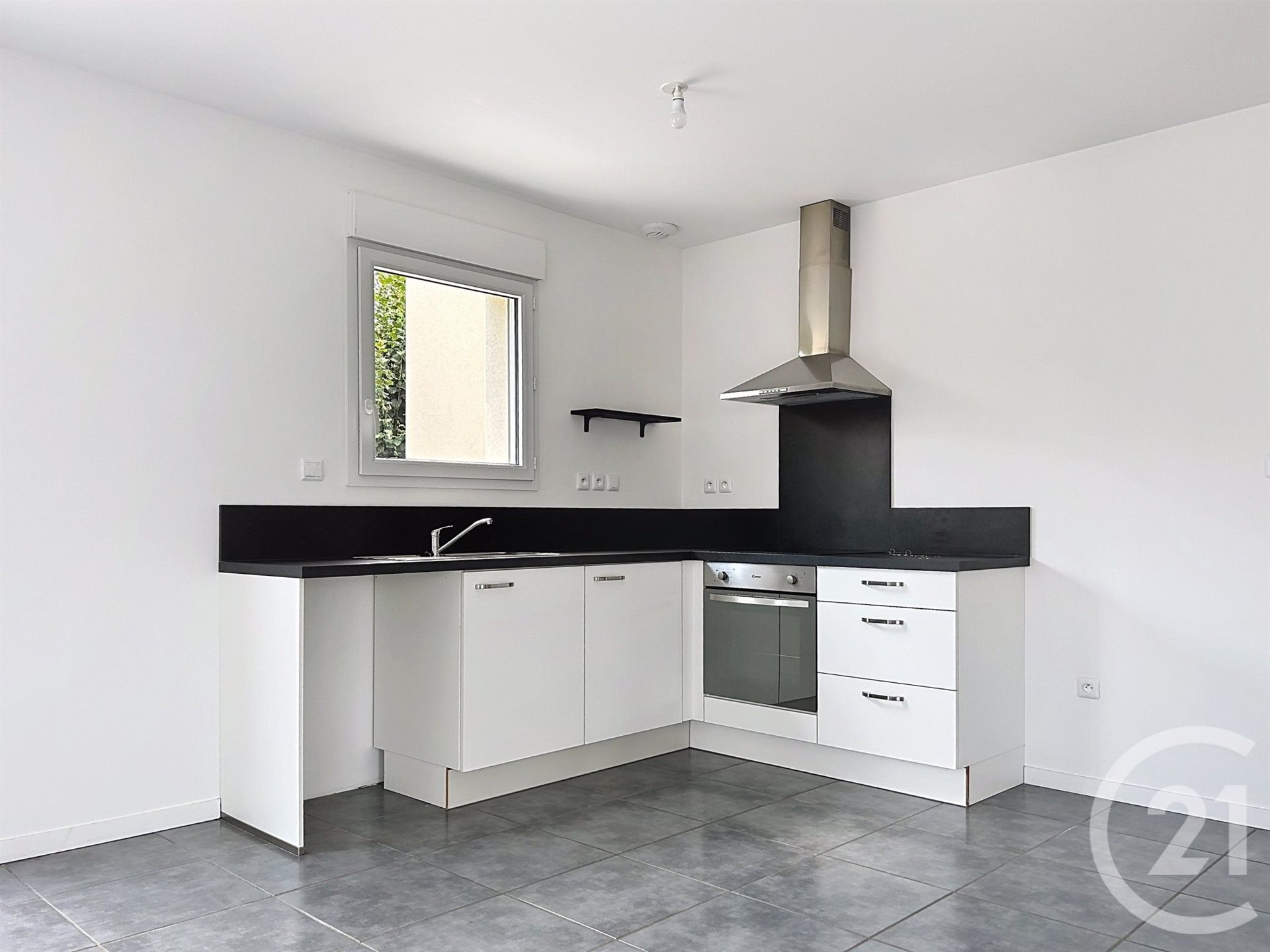 Maison à louer, 97m², Saint-Yrieix-sur-Charente