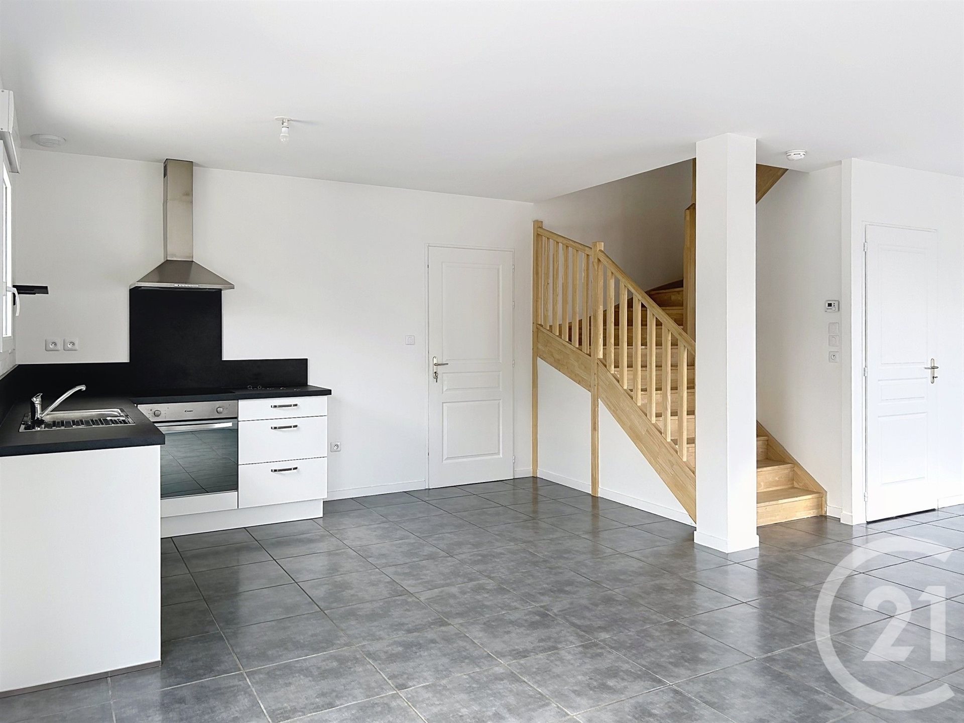 Maison à louer, 97m², Saint-Yrieix-sur-Charente