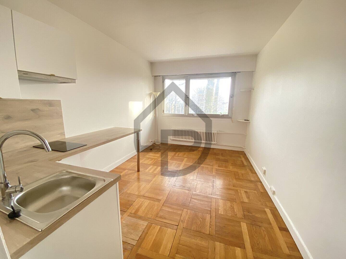 Appartement à louer, 20m², Garches