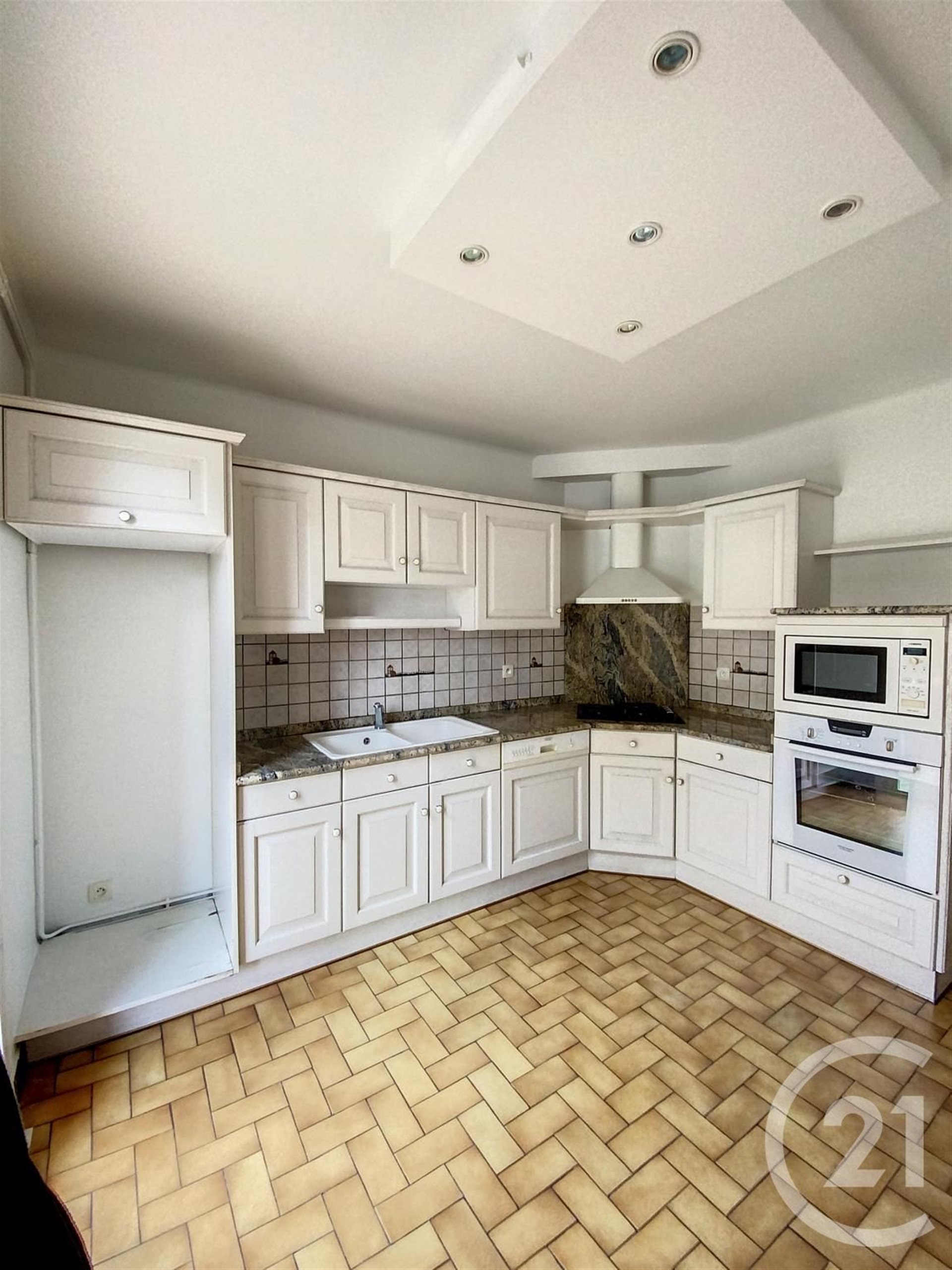 Maison à louer, 108m², Elne