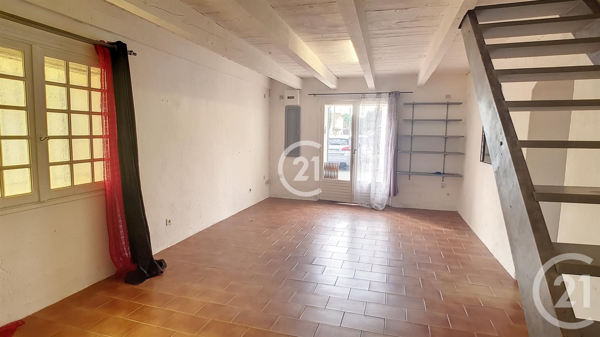 Maison à louer, 64m², Arles