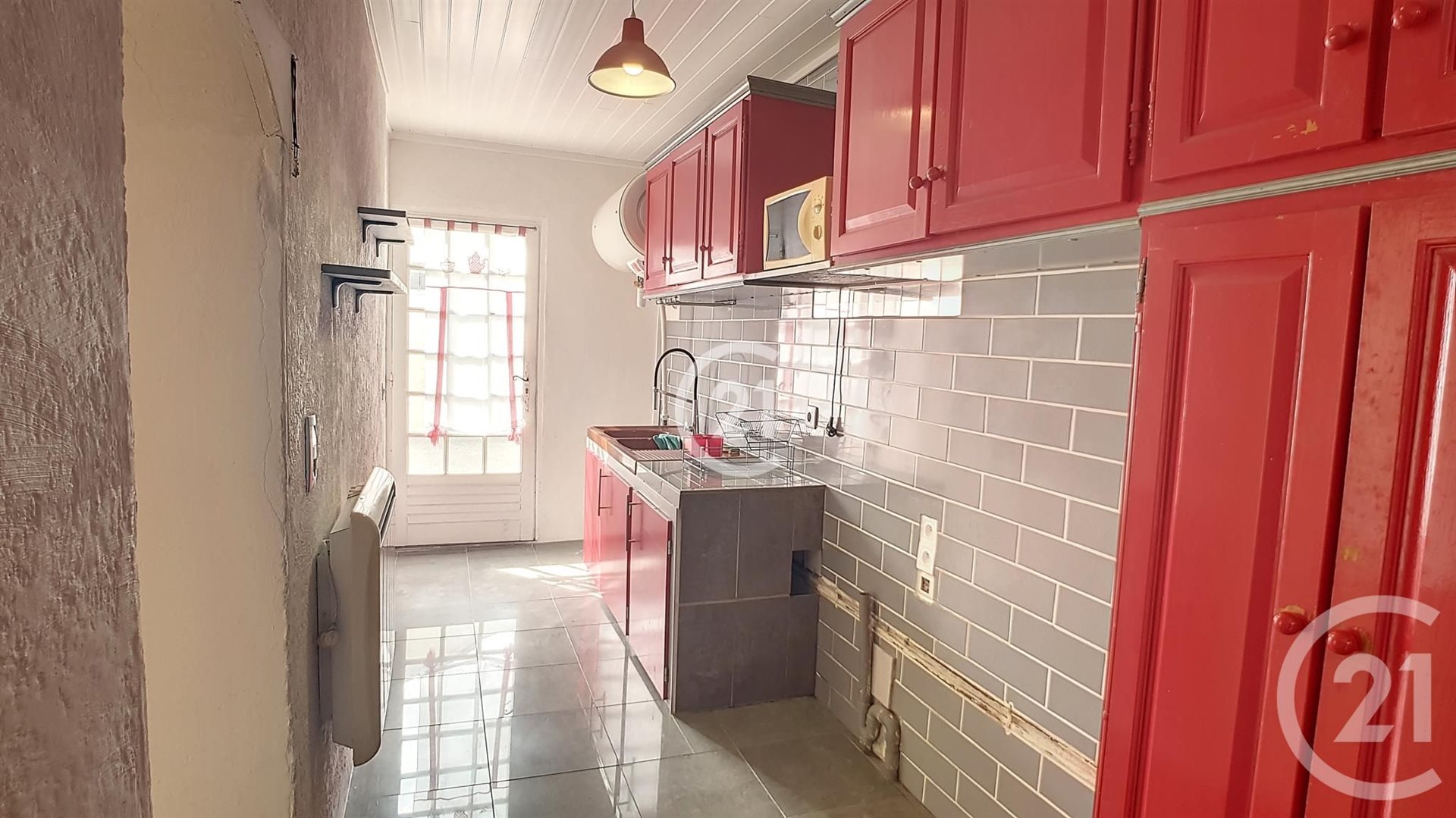 Maison à louer, 64m², Arles