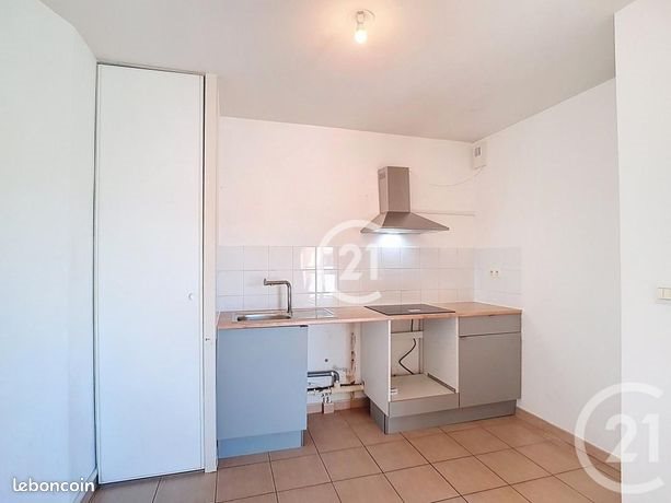 Appartement à louer, 50m², Saint-Martin-de-Crau