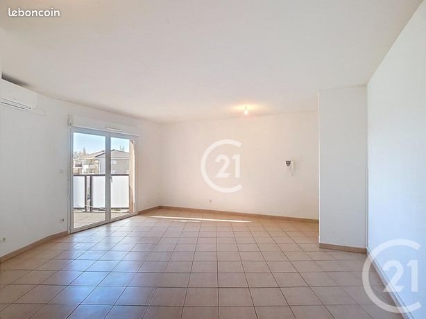 Appartement à louer, 50m², Saint-Martin-de-Crau