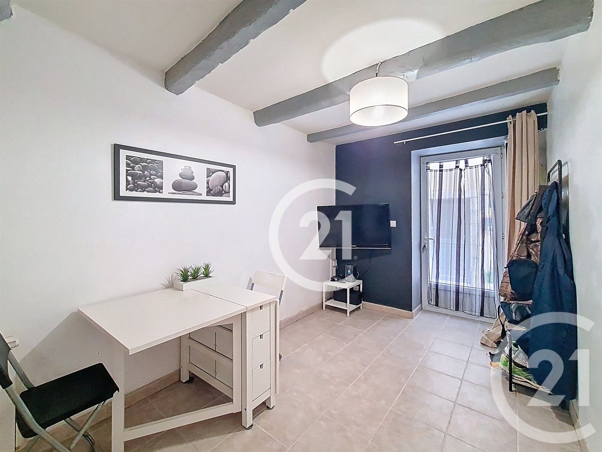 Maison à vendre, 62m², Saint-Mitre-les-Remparts