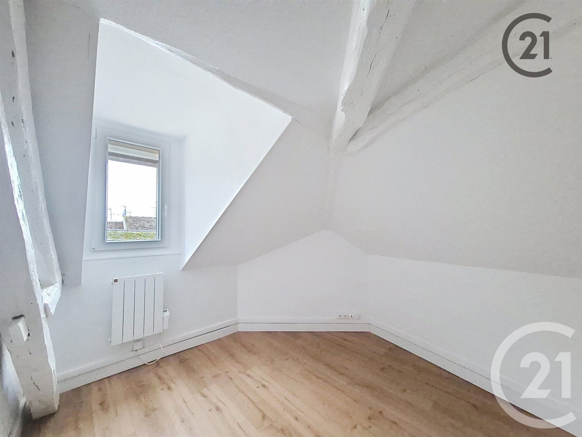 Appartement à louer, 16m², Montereau-Fault-Yonne