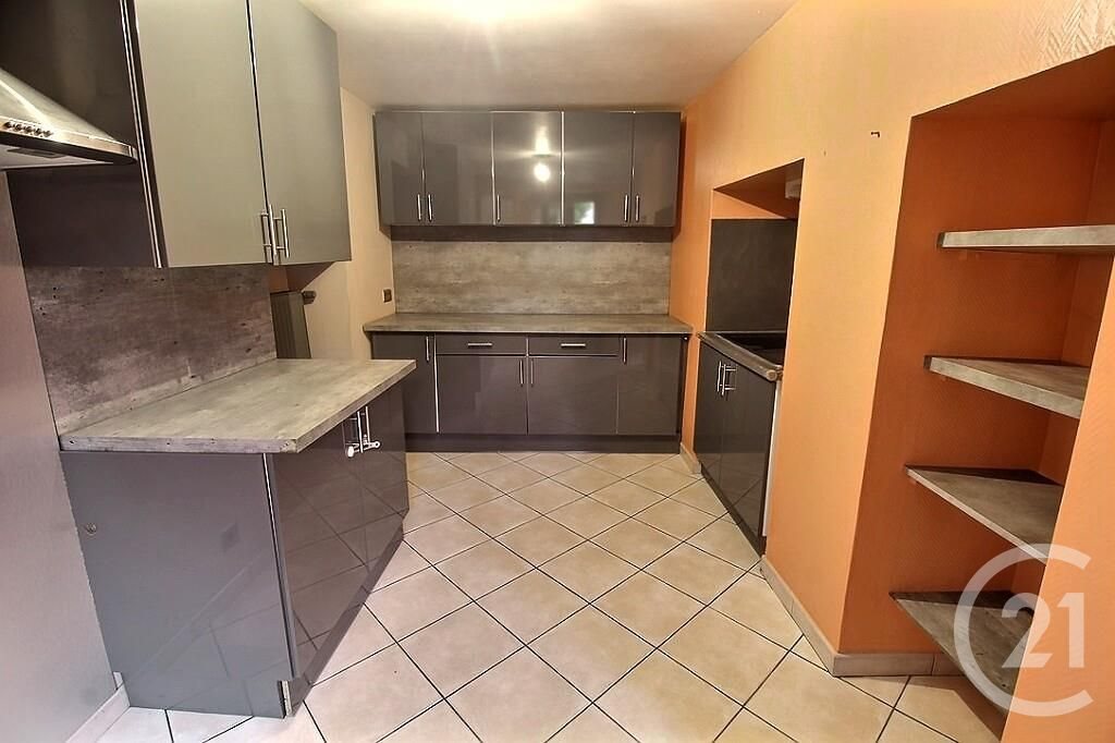 Maison à vendre, 115m², Bons-en-Chablais